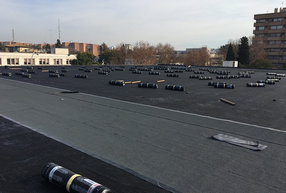 Impermeabilización de pabellón polideportivo en la Escuela Técnica Superior de Arquitectura